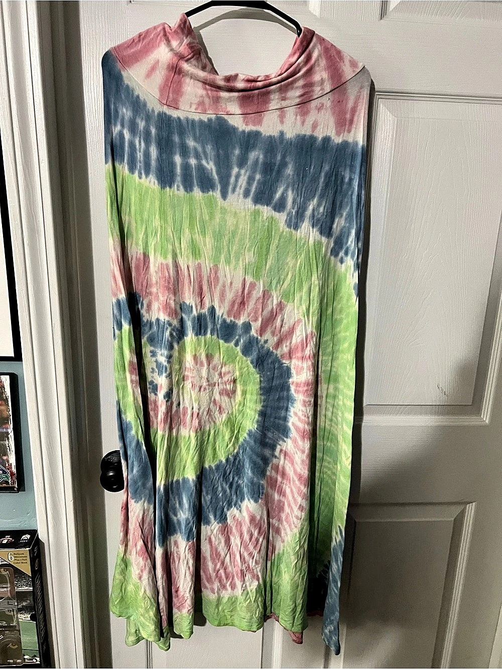 VENUS Tie-Dye Maxi skirt in Green & Blue Size Large Like New